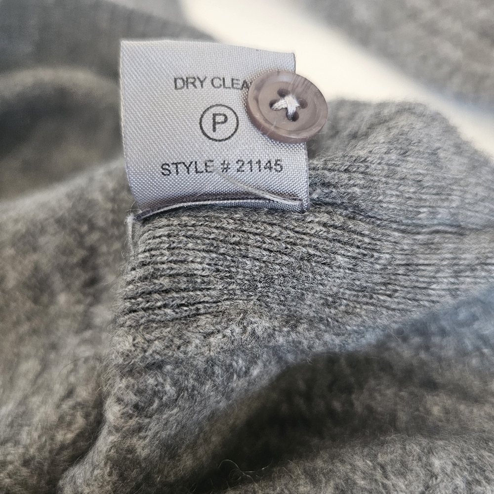 360 Cashmere Womans Sweater Sixe XS Grey 100% Cashmere 1/4 Button Pullover - Picture 4 of 6